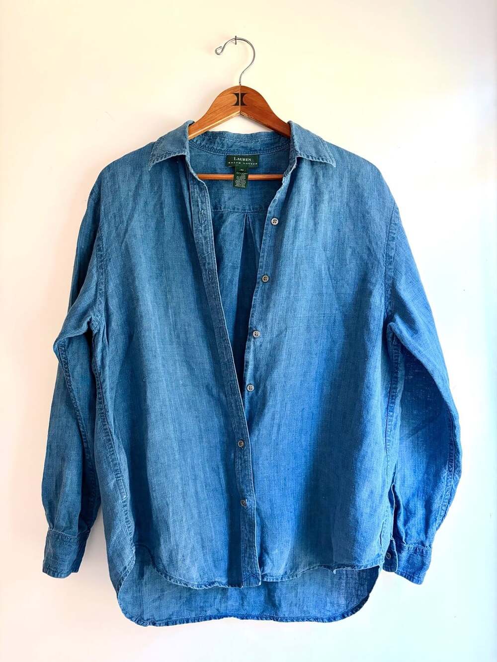 Vintage 90s Y2K Lauren Ralph Lauren Women's Blue 100% Linen Long Sleeve Button-U